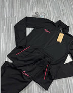 CONJUNTO NIKE DRI-FIT 21 ( PRETO c/ ROSA )