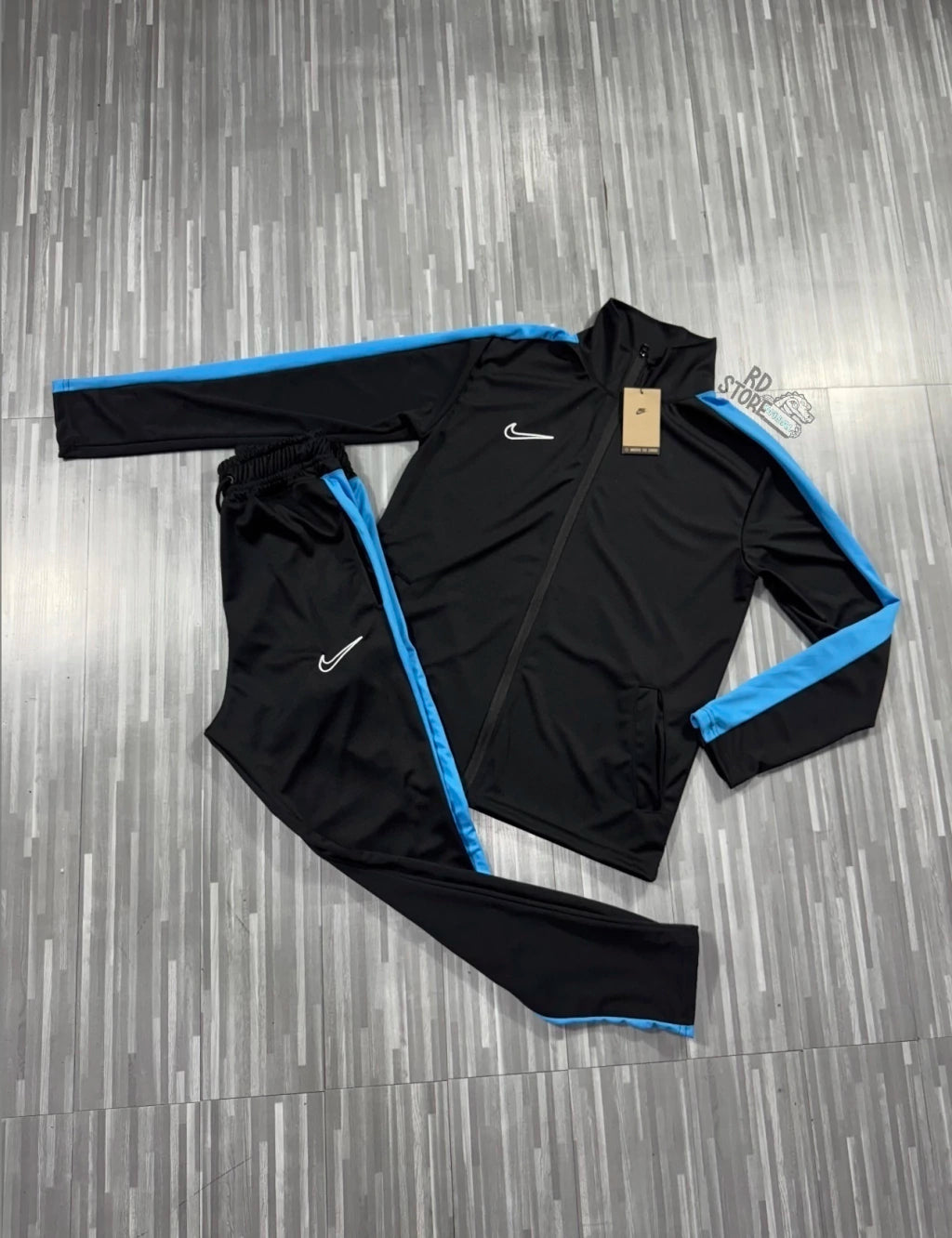 CONJUNTO NIKE DRI-FIT ( PRETO c/ AZUL )