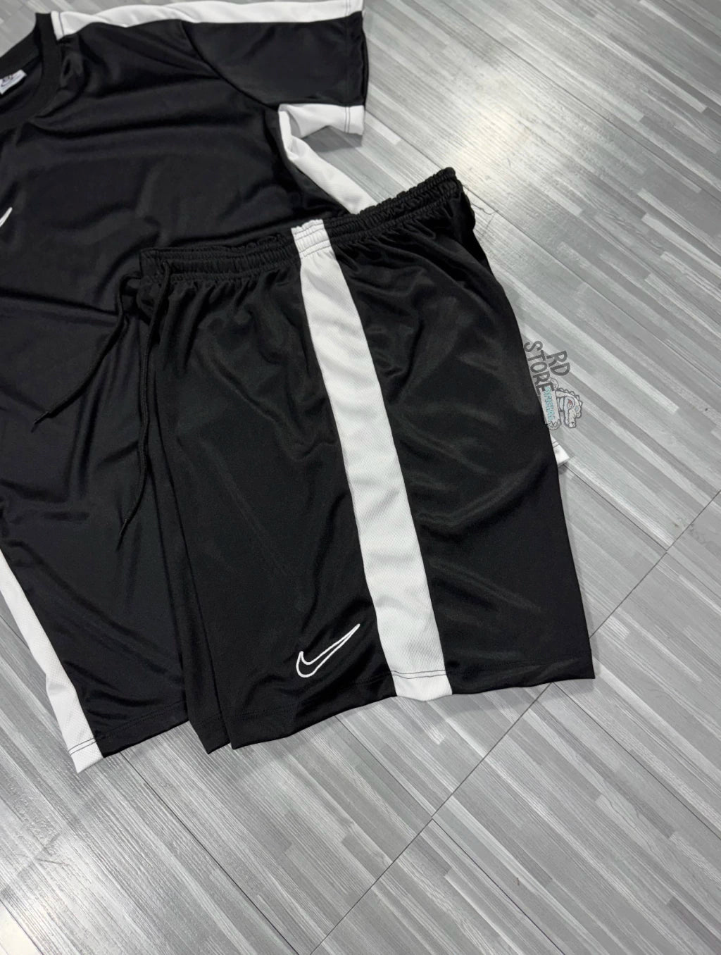 CONJUNTO DRI-FIT ACADEMY ( PRETO )