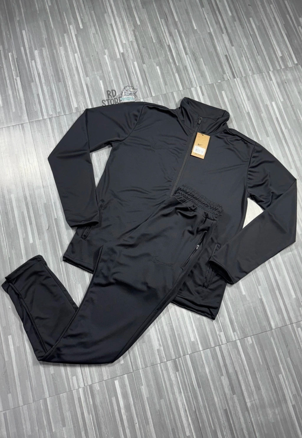 CONJUNTO NIKE DRI-FIT ( PRETO )