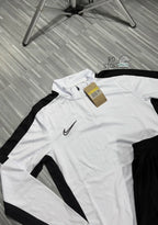 CONJUNTO NIKE DRI-FIT 23 ( BRANCO c/ PRETO )