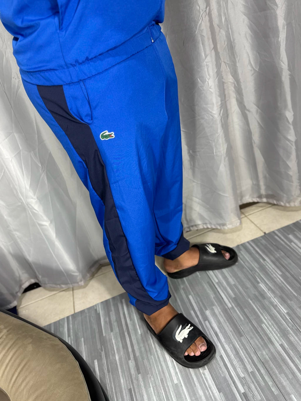 CONJUNTO LACOSTE SPORT