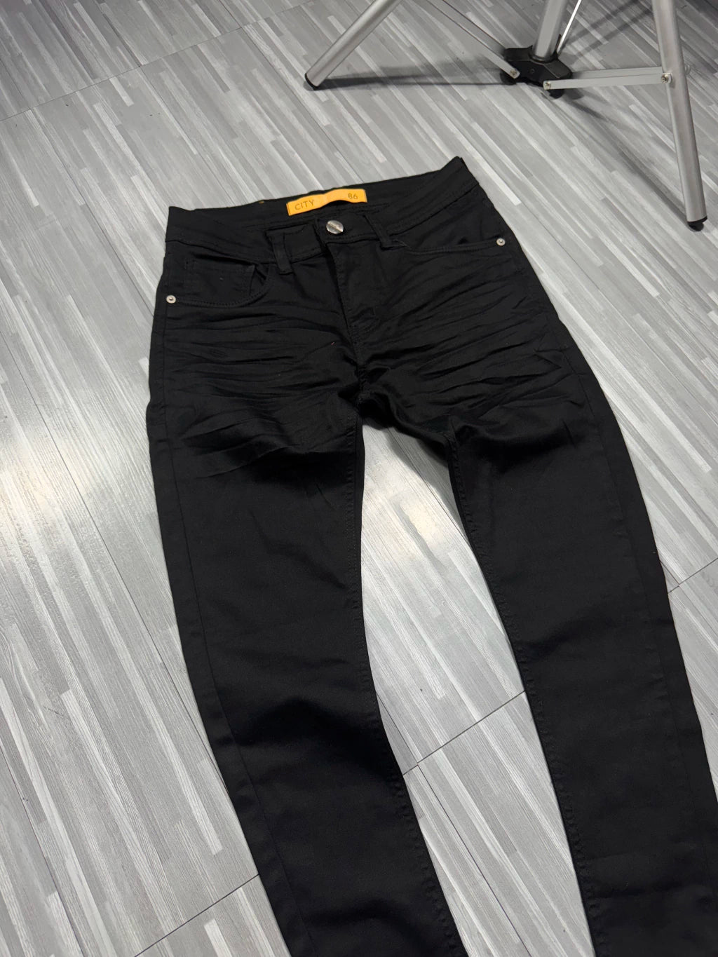 CALÇA JEANS PRETA LISA - 0226 / 2520002