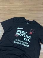 CAMISETA NIKE LABEL HERE