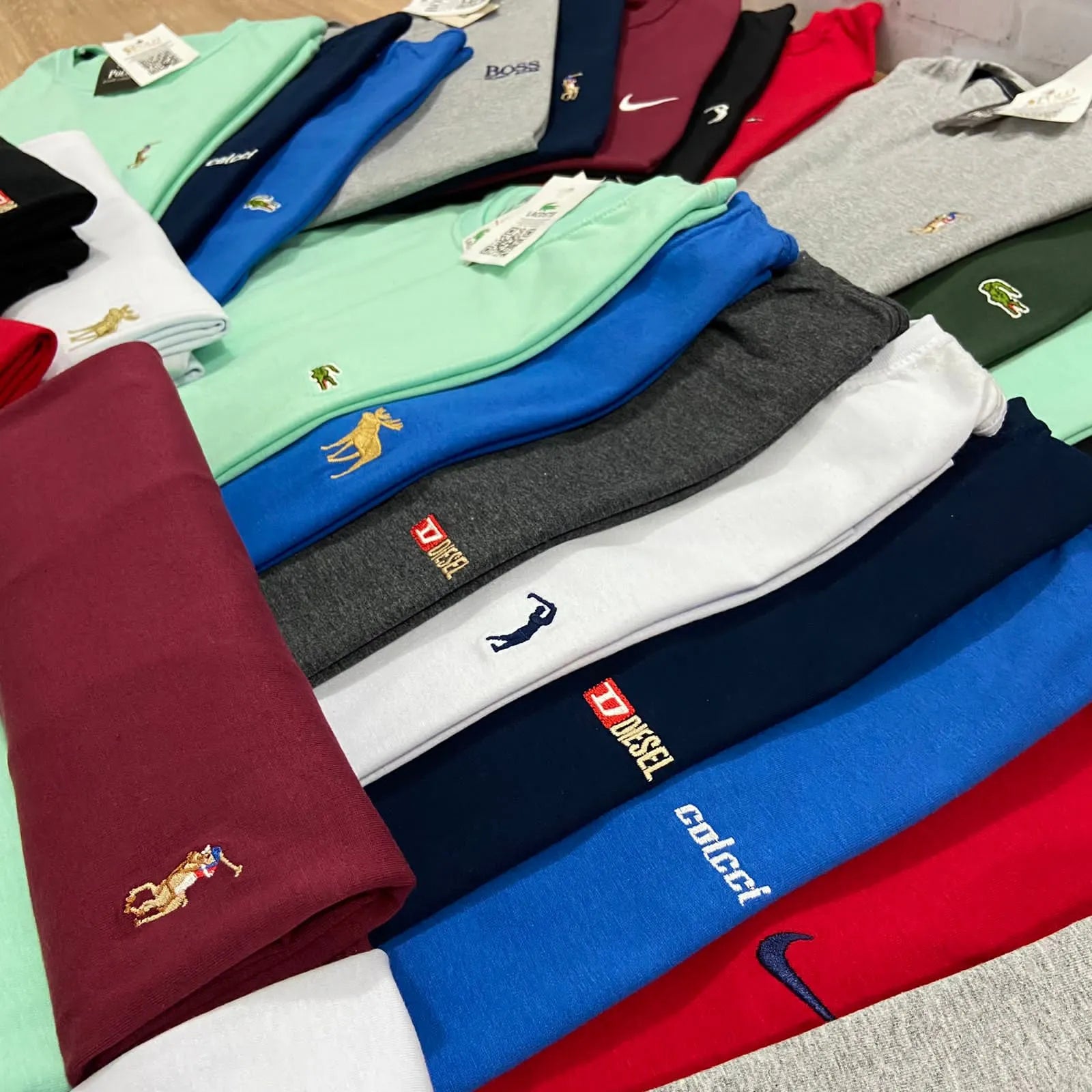 Kit 50 Camisetas Masculinas Premium em Malha Peruana